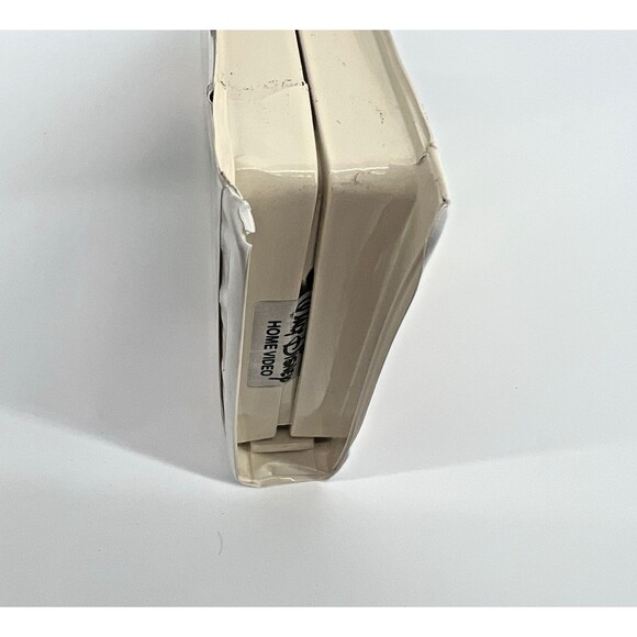 1997 Walt Disney’s Masterpiece Bambi 55Th Anniversary VHS - Picture 3 of 10